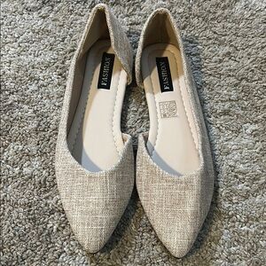SHEIN Cream Flats Minimalist Slip-On Loafers